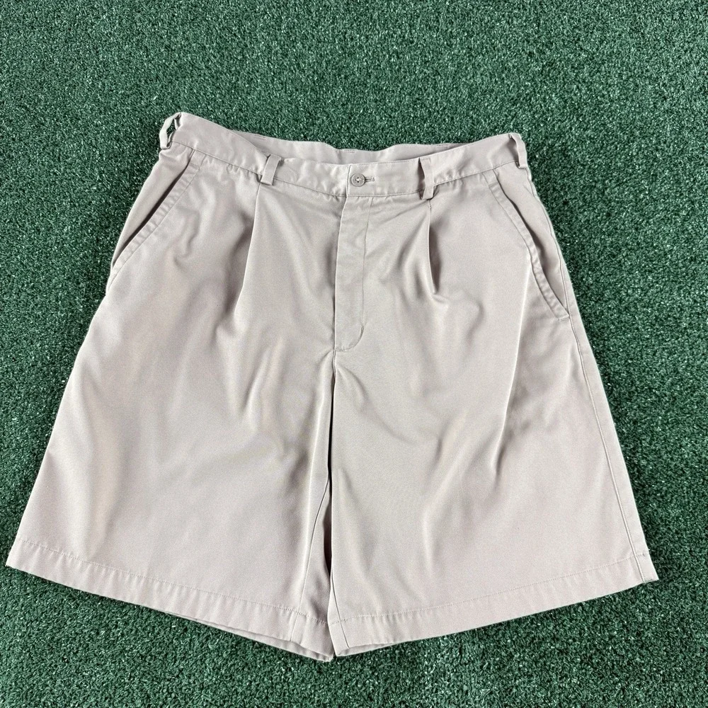 Nike Golf Men's Shorts Size 36 Tan Beige